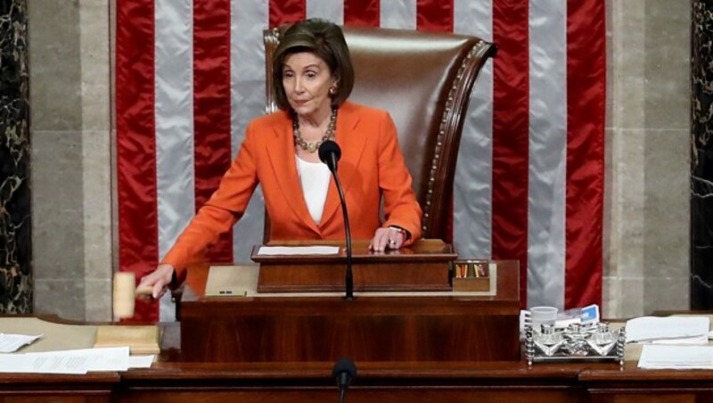 Die Vorsitzende des Repräsentantenhauses, die Demokratin Nancy Pelosi (Bild: POOL/Win McNamee)