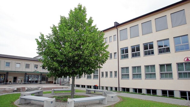 Im Internat der Landesberufschule in Walserfeld wurden Drogen entdeckt. (Bild: Markus Tschepp)