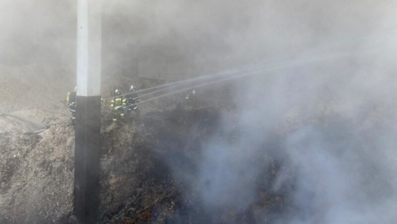 89 Mann waren bei dem Brand im Einsatz (Bild: Freiwillige Feuerwehr Großarl)