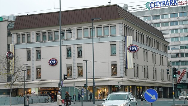 Das C&A-Gebäude am Grazer Hauptbahnhof (Bild: Sepp Pail)