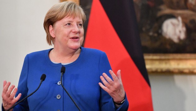 „Angela Merkel verkörpert ein starkes und stabiles Deutschland und hat sich in mehr als einem Jahrzehnt der Krisen als Anker Europas positioniert“, erklärten die Autoren der Studie. (Bild: AFP)
