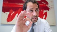 Georg Dornauer (SPÖ): „Eine Erleichterung oder Aufweichung des Staatsbürgerschaftsrechtes wird es mit mir als Zuständigen jedenfalls nicht geben.“ (Bild: APA/EXPA/Johann Groder)