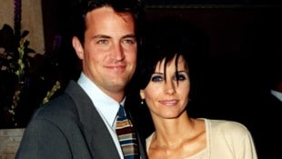 Courteney Cox und Matthew Perry im Jahr 1997 (Bild: www.pps.at)