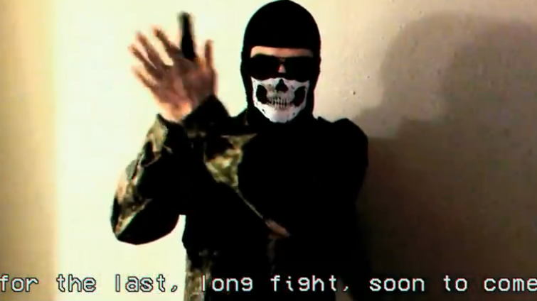 Ein Rekrutierungsvideo deutscher Anhänger der Atomwaffen Division (Bild: Screenshot AWD-Propagandavideo)