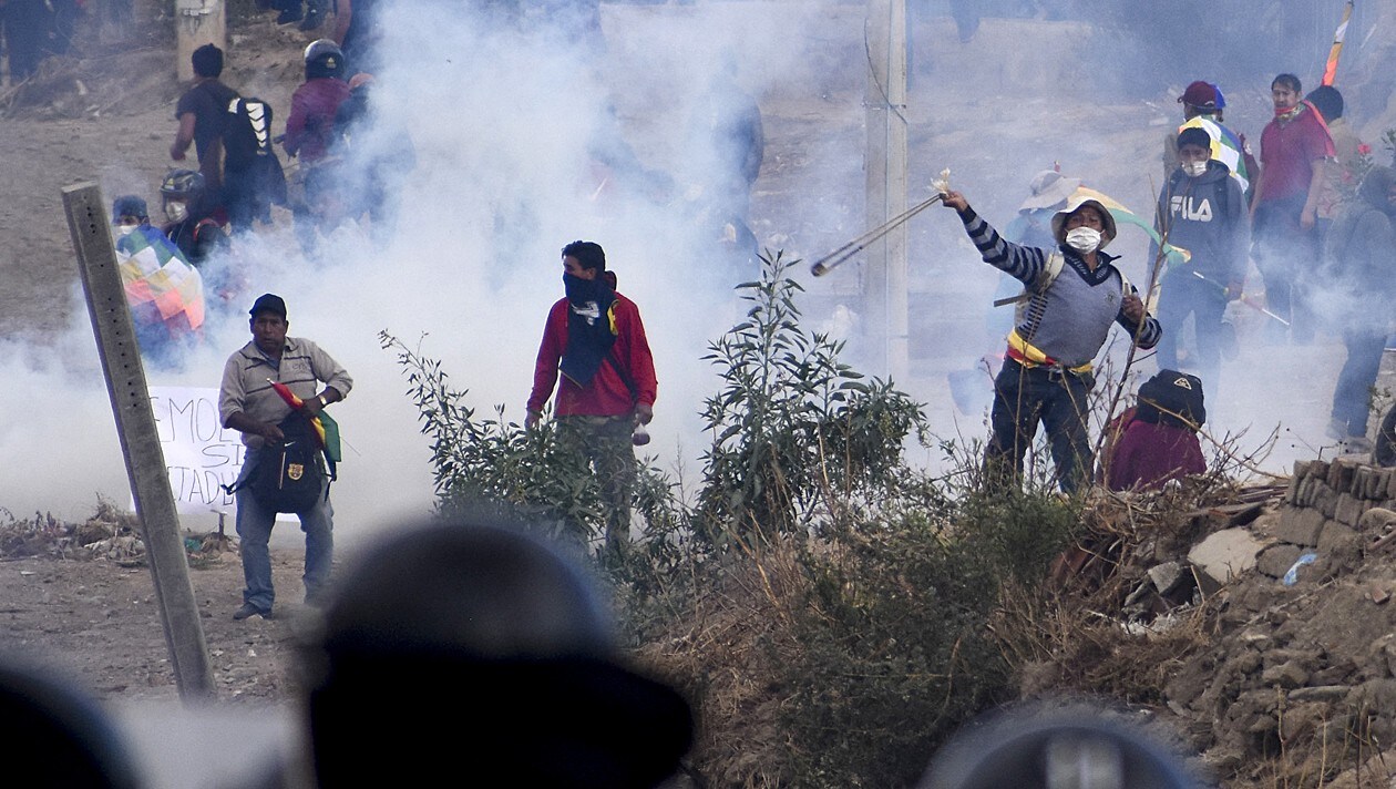 Eskalation In Bolivien - Indigene Morales-Anhänger Von Polizei ...