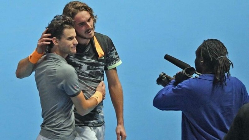 Dominic Thiem (l.) und Stefanos Tsitsipas (r.) werden die Stimmung aufheizen. (Bild: APA/AFP/Daniel LEAL-OLIVAS)