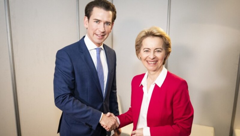 Kurz und Ursula von der Leyen im Jahr 2019 (Bild: APA/ÖVP/ARNO MELICHAREK)