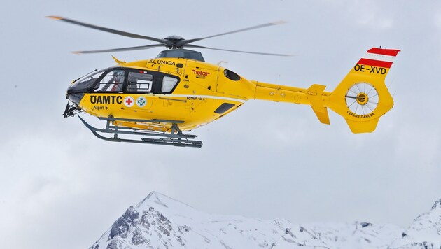 Two teenagers suffered serious injuries in skiing accidents. (Bild: Christof Birbaumer (Symbolbild))