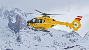 Mit dem Hubschrauber wurde das Quartett geborgen (Symbolbild). (Bild: Birbaumer Christof)