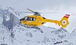 Mit dem Hubschrauber wurden die Deutschen geborgen (Symbolbild).