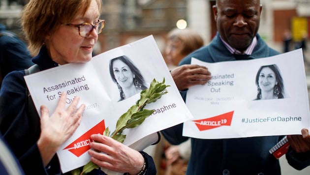 Demonstranten fordern Gerechtigkeit für die ermordete Journalistin Daphne Caruana Galizia. (Bild: AFP )
