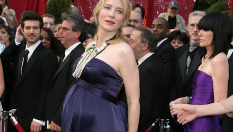 Cate Blanchett mit Babybauch bei den Oscars 2008 (Bild: Everett Collection / picturedesk.com)