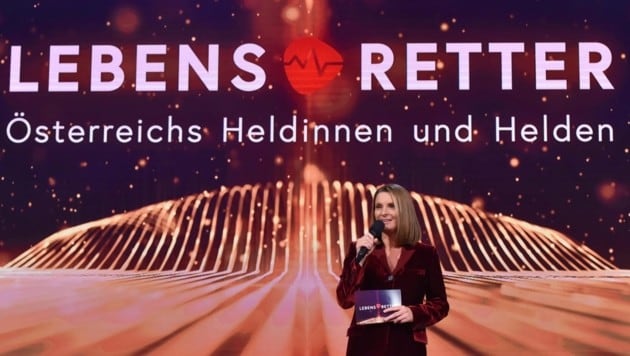„Krone“-Ombudsfrau Barbara Stöckl moderiert die ORF-Show. (Bild: Wenzel Markus)