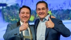 Viele Jahre lang ein Herz und eine Seele, inzwischen ist Manfred Haimbuchner zu HC Strache aber deutlich auf Distanz gegangen (Bild: © Harald Dostal)