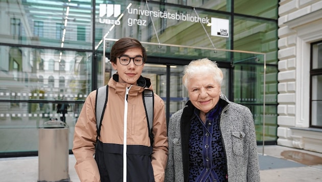 Generationentreffen an der Universität Graz: Julian Krainz und Margarete Schmidt. (Bild: Sepp Pail)