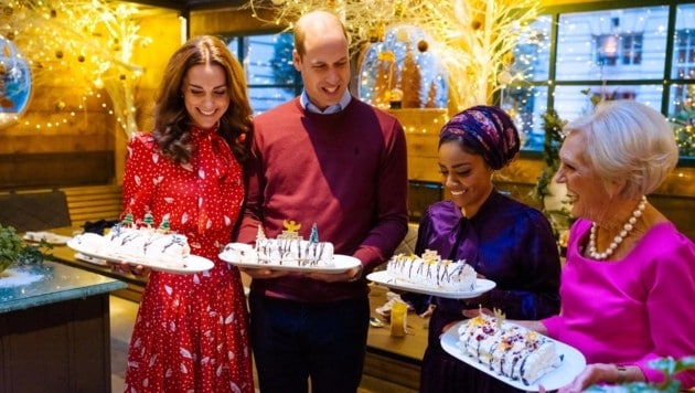 Herzogin Meghan und Prinz William mit Mary Berry in der BBC-One-Sendung „A Berry Royal Christmas“ (Bild: www.twitter.com)