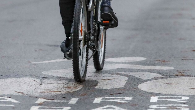 Speziell für die Radwege wird das Budget im kommenden Jahr noch einmal kräftig erhöht. (Symbolbild) (Bild: Tschepp Markus)