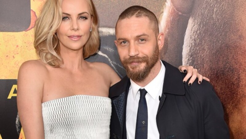 Charlize Theron und Tom Hardy (Bild: 2015 Getty Images)