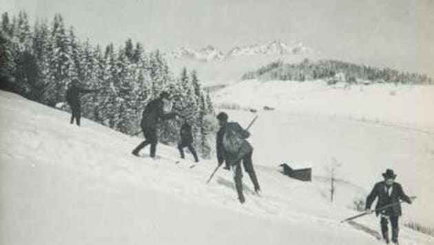 Franz Reisch mit Kameraden bei den ersten Touren im Schnee. (Bild: zVg)