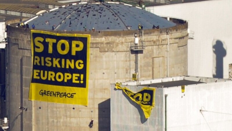 Greenpeace-Protest gegen das französische AKW Fessenheim (Bild: AFP)