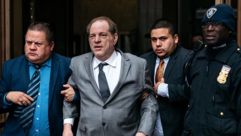 Harvey Weinstein soll nach einem Autounfall an Rückenproblemen leiden. (Bild: 2019 Getty Images)