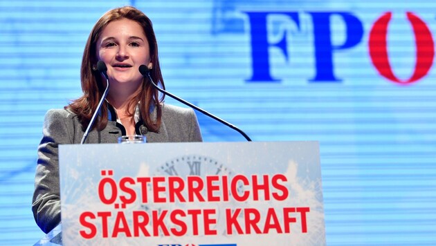 FPÖ-Kandidatin Marlene Svazek steht vor einem historischen Wahlergebnis in Salzburg. (Bild: APA/BARBARA GINDL)