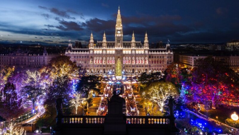 Wiener Christkindlmarkt am Rathausplatz (Bild: stadt wien marketing/Johannes Wiedl)