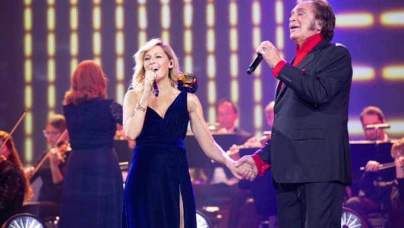 Helene Fischer und Engelbert in der„Helene Fischer Show“ (Bild: ORF)