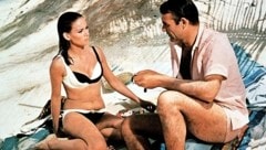 Claudine Auger und Sean Connery in „James Bond 007 - Feuerball“ (1965) (Bild: Eon Productions)