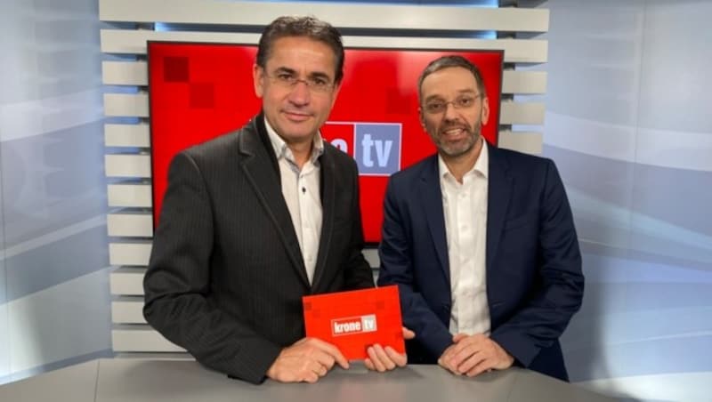 Gerhard Koller mit Herbert Kickl im „Krone“-Studio (Bild: krone.tv)