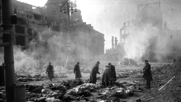 Dresden, 1945 (Bild: 2005 AFP)