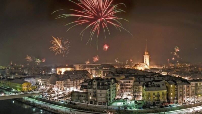 In Villach wird es heuer seitens der Stadt kein Feuerwerk geben. Wolfsberg ging sogar einen Schritt weiter: Für Kleinfeuerwerke gab es keine Genehmigung. (Bild: Villach Tourismus/Steinthaler)