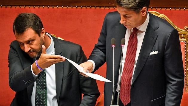 Premier Conte (re.) und sein Ex-Partner Salvini (Bild: APA/AFP/ANDREAS SOLARO)