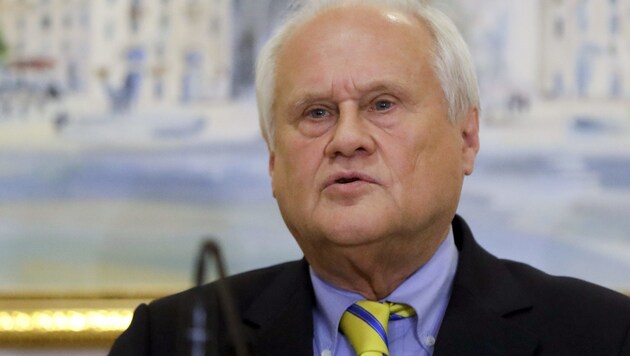 Der Österreicher Martin Sajdik verschaffte mehr als 100 Gefangenen das Wiedersehen mit ihren Familien. (Bild: The Associated Press)