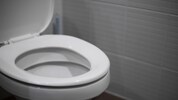 Die vier Schüler dürfen mittlerweile wieder ohne Auflagen die Toiletten aufsuchen.