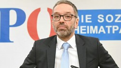 FPÖ-Chef Herbert Kickl (Bild: APA/ROLAND SCHLAGER)