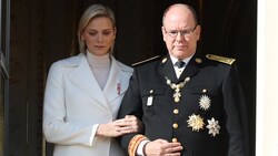 Charlene von Monaco mit Fürst Albert (Bild: AFP)
