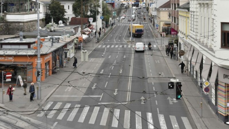 Derzeit sieht das Gersthofer Platzl wenig einladend aus. (Bild: BV18)