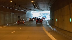 In Bologna gilt ab dem heutigen Samstag eine Geschwindigkeitsbegrenzung von 30 Kilometern pro Stunde auf den Straßen (Symbolbild). (Bild: stock.adobe.com)