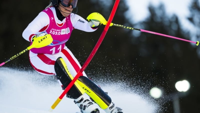 Amanda Salzgeber fuhr mit der zweitbesten Zeit im Kombi-Slalom zu Gold bei den olympischen Jugendspielen in Les Diablerets. (Bild: EPA)