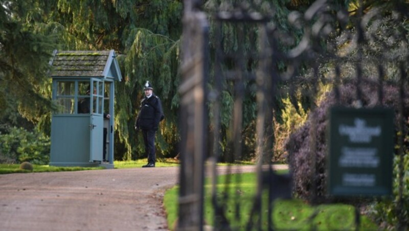 Einfahrt zum Landgut Sandringham (Bild: Dominic Lipinski / PA / picturedesk.com)