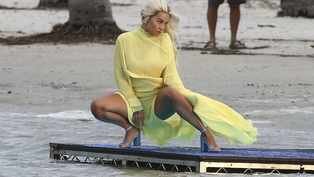 Rita Ora beim Werbedreh in Miami (Bild: www.PPS.at)