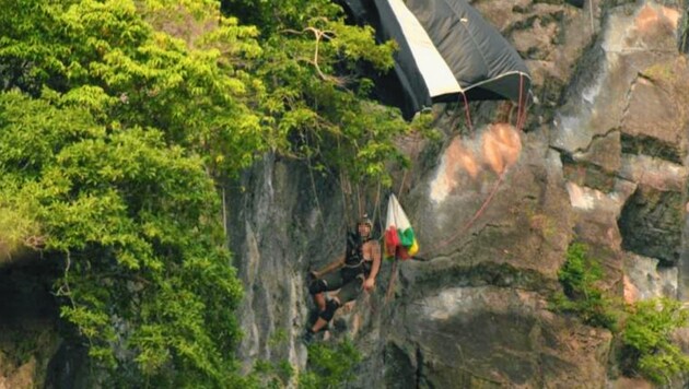 Stundenlang hing der Steirer in der Felswand in Thailand fest. (Bild: zVg)