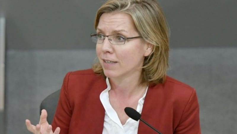 Umwelt- und Infrastrukturministerin Leonore Gewessler (Bild: APA/Herbert Neubauer)