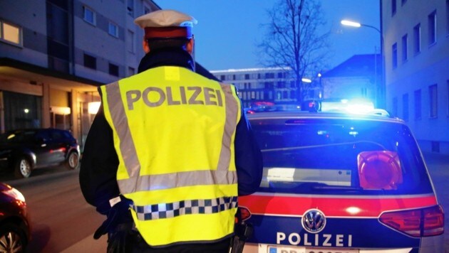 Die Messerattacke löste Großeinsatz der Polizei im Bezirk aus. (Bild: Uta Rojsek-Wiedergut)