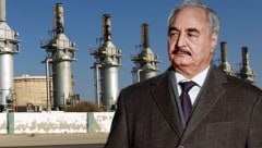 General Khalifa Haftar setzt nun Erdöl als Druckmittel gegen die international anerkannte Regierung in Tripolis ein. (Bild: APA/AFP/Filippo MONTEFORTE, AFP, krone.at-Grafik)