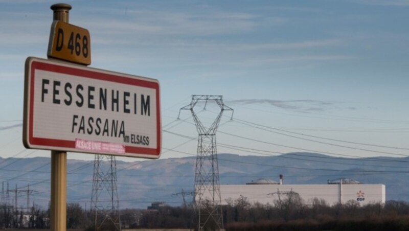 Das umstrittene französische Atomkraftwerk Fessenheim an der Grenze zu Deutschland ist nun vom Netz. (Bild: AFP)