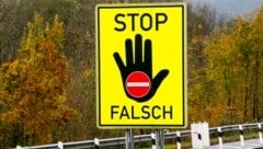 Der Kraftfahrer ignorierte Warnschilder, fuhr falsch auf Autobahn auf. (Bild: Markus Tschepp)