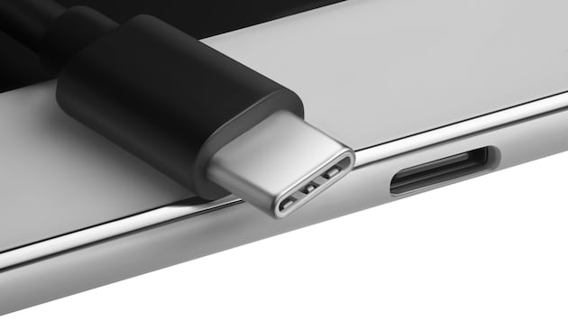 Bei Android-Smartphones hat sich USB-C längst durchgesetzt, ab 2024 sollte die Schnittstelle endlich auch im iPhone zum Einsatz kommen. (Bild: ©Alex - stock.adobe.com)