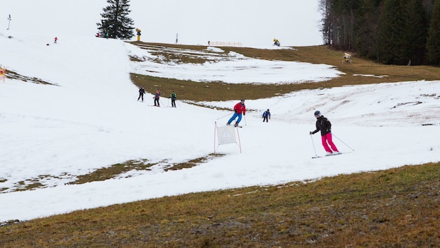 Skifahren in Klimawandelzeiten: Wenig Schnee kann auch Trockenheit als Ursache haben. (Bild: Honorar)
